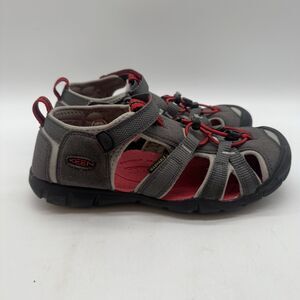 Keen Seacamp II CNX Sport Sandals Youth 4 Gray & Red Lace Lock Washable 1022985
